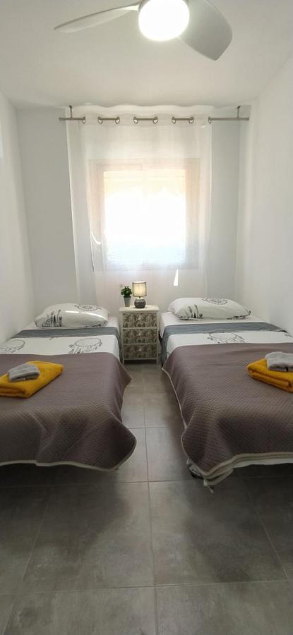 Apartamento PARADISE Solo Familias Gandia Bagian luar foto