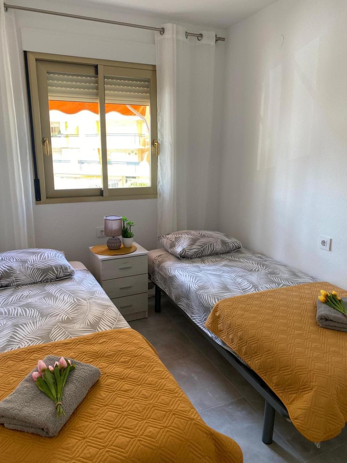 Apartamento PARADISE Solo Familias Gandia Bagian luar foto